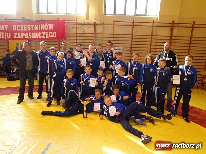 Zdjęcie w galerii na portalu naszraciborz.pl: Unia nie daje szans rywalom wiadomości z regionu