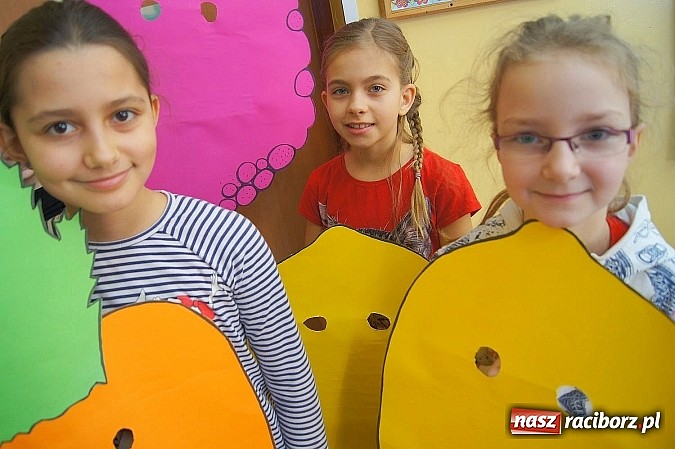 Zdjęcie w galerii na portalu naszraciborz.pl: Szkoła z Nędzy na podium ogólnopolskiego konkursu wiadomości z regionu