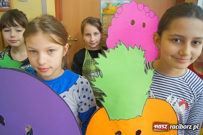 Zdjęcie w galerii na portalu naszraciborz.pl: Szkoła z Nędzy na podium ogólnopolskiego konkursu wiadomości z regionu