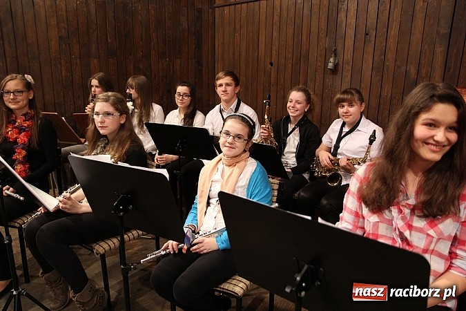 Zdjęcie w galerii na portalu naszraciborz.pl: Karnawałowy koncert w Szkole Muzycznej wiadomości z regionu