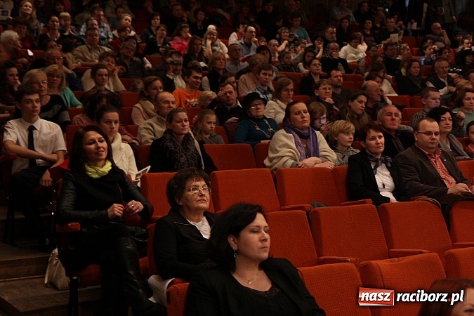 Zdjęcie w galerii na portalu naszraciborz.pl: Karnawałowy koncert w Szkole Muzycznej wiadomości z regionu