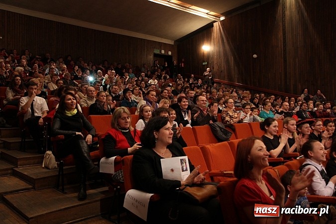 Zdjęcie w galerii na portalu naszraciborz.pl: Karnawałowy koncert w Szkole Muzycznej wiadomości z regionu