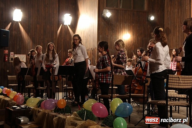 Zdjęcie w galerii na portalu naszraciborz.pl: Karnawałowy koncert w Szkole Muzycznej wiadomości z regionu