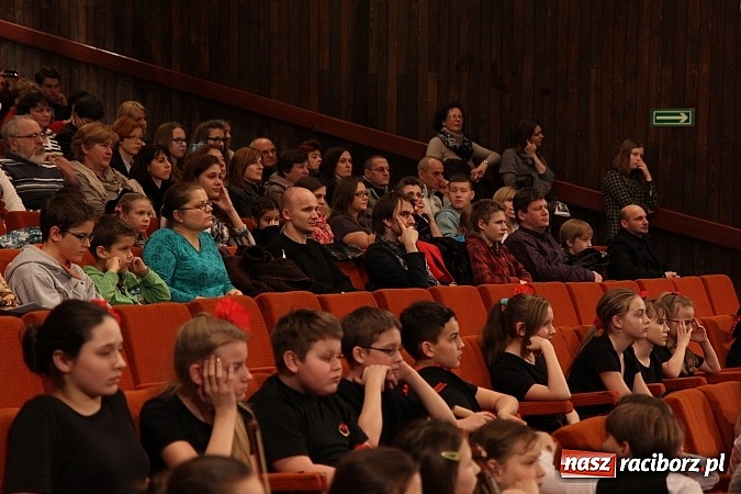 Zdjęcie w galerii na portalu naszraciborz.pl: Karnawałowy koncert w Szkole Muzycznej wiadomości z regionu