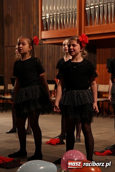 Zdjęcie w galerii na portalu naszraciborz.pl: Karnawałowy koncert w Szkole Muzycznej wiadomości z regionu