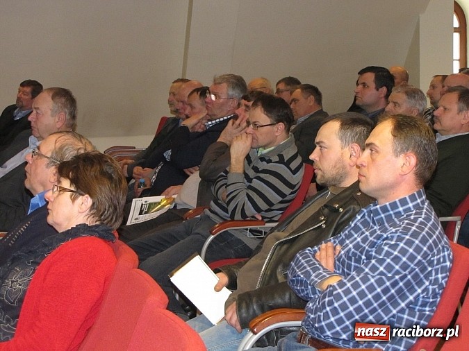 Zdjęcie w galerii na portalu naszraciborz.pl: Gospodarować i nawozić świadomie. Szkolenie dla rolników na Zamku Piastowskim wiadomości z regionu