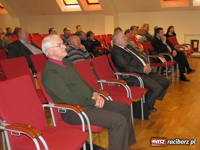 Zdjęcie w galerii na portalu naszraciborz.pl: Gospodarować i nawozić świadomie. Szkolenie dla rolników na Zamku Piastowskim wiadomości z regionu