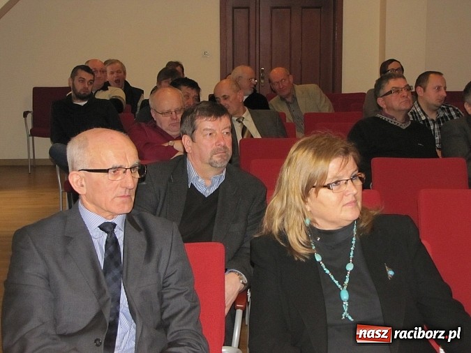 Zdjęcie w galerii na portalu naszraciborz.pl: Gospodarować i nawozić świadomie. Szkolenie dla rolników na Zamku Piastowskim wiadomości z regionu