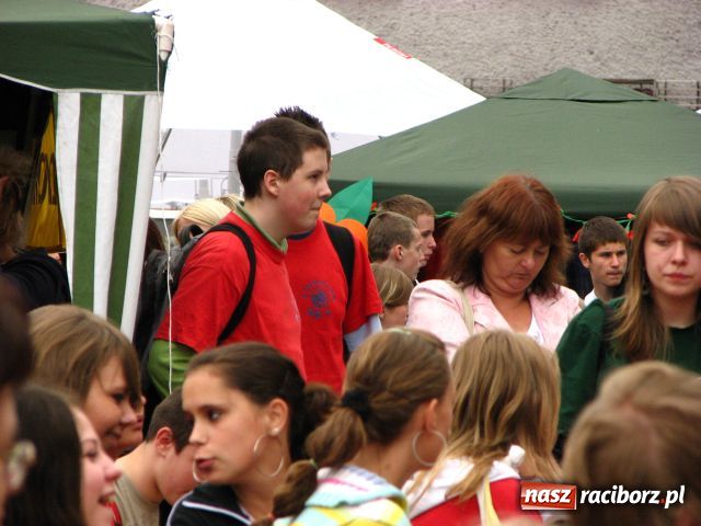 Zdjęcie w galerii na portalu naszraciborz.pl: Ekologicznie na raciborskim Rynku wiadomości z regionu