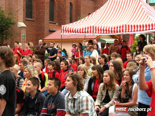 Zdjęcie w galerii na portalu naszraciborz.pl: Ekologicznie na raciborskim Rynku wiadomości z regionu