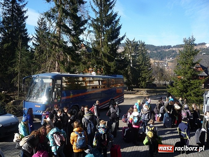 Zdjęcie w galerii na portalu naszraciborz.pl: Na obóz narciarski pojechali do Zakopanego wiadomości z regionu