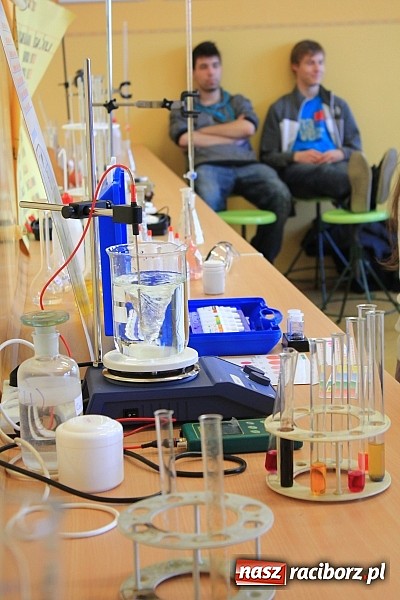 Zdjęcie w galerii na portalu naszraciborz.pl: Mądre głowy rywalizowały w Budowlance wiadomości z regionu