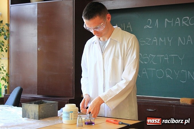 Zdjęcie w galerii na portalu naszraciborz.pl: Mądre głowy rywalizowały w Budowlance wiadomości z regionu