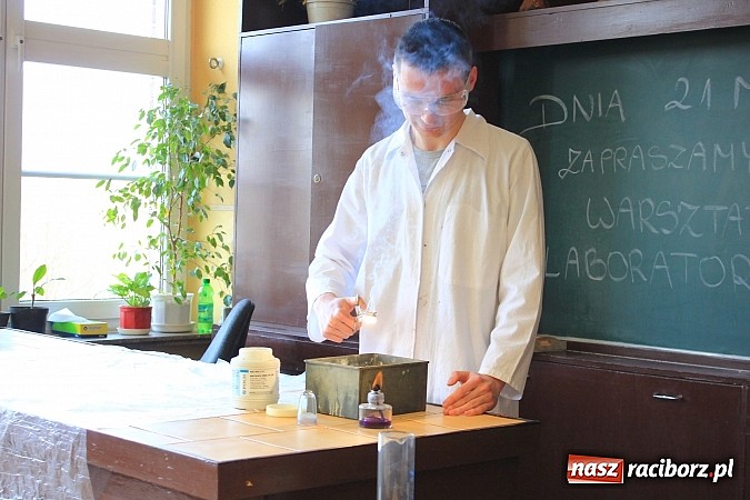 Zdjęcie w galerii na portalu naszraciborz.pl: Mądre głowy rywalizowały w Budowlance wiadomości z regionu