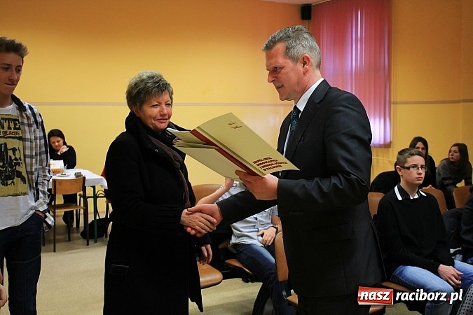 Zdjęcie w galerii na portalu naszraciborz.pl: Mądre głowy rywalizowały w Budowlance wiadomości z regionu