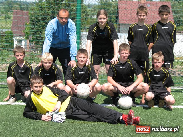 Zdjęcie w galerii na portalu naszraciborz.pl: Coca Cola dla Pawłowa wiadomości z regionu