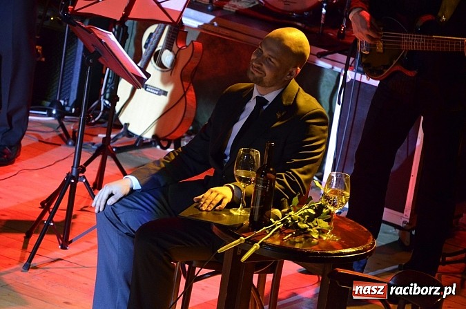 Zdjęcie w galerii na portalu naszraciborz.pl: Gorący wiecz&oacute;r w Raciborskim Centrum Kultury! wiadomości z regionu