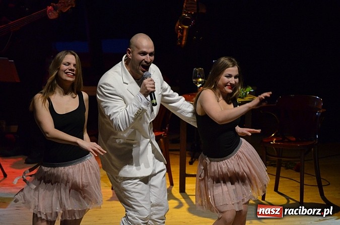 Zdjęcie w galerii na portalu naszraciborz.pl: Gorący wiecz&oacute;r w Raciborskim Centrum Kultury! wiadomości z regionu