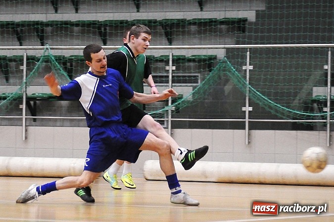 Zdjęcie w galerii na portalu naszraciborz.pl: Węglowski wygrywa na zakończenie fazy grupowej wiadomości z regionu