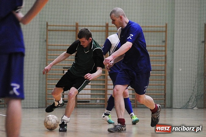 Zdjęcie w galerii na portalu naszraciborz.pl: Węglowski wygrywa na zakończenie fazy grupowej wiadomości z regionu