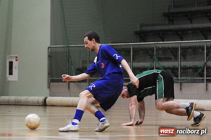 Zdjęcie w galerii na portalu naszraciborz.pl: Węglowski wygrywa na zakończenie fazy grupowej wiadomości z regionu