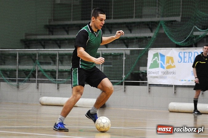 Zdjęcie w galerii na portalu naszraciborz.pl: Węglowski wygrywa na zakończenie fazy grupowej wiadomości z regionu