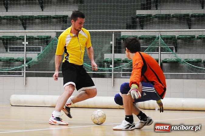 Zdjęcie w galerii na portalu naszraciborz.pl: Węglowski wygrywa na zakończenie fazy grupowej wiadomości z regionu