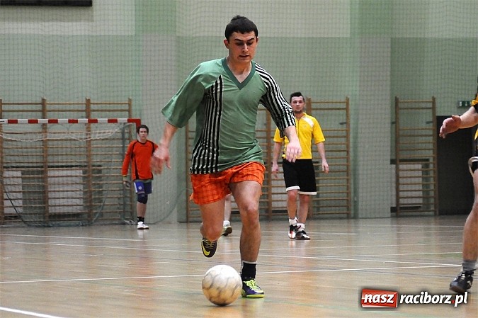 Zdjęcie w galerii na portalu naszraciborz.pl: Węglowski wygrywa na zakończenie fazy grupowej wiadomości z regionu