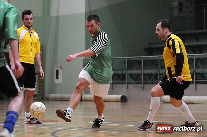 Zdjęcie w galerii na portalu naszraciborz.pl: Węglowski wygrywa na zakończenie fazy grupowej wiadomości z regionu