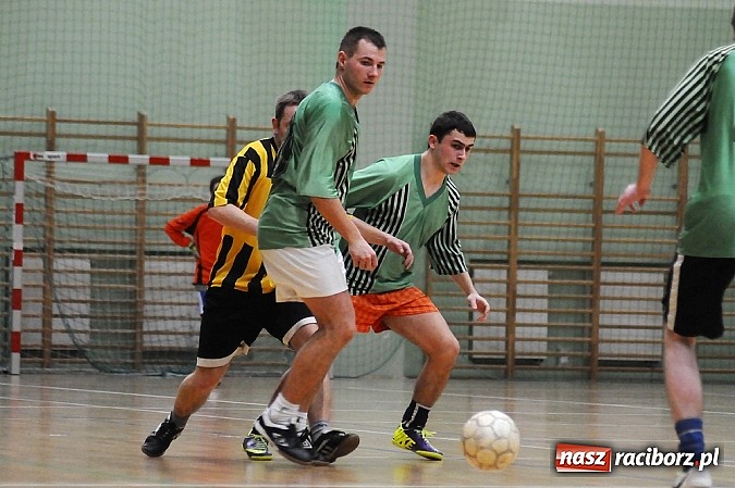 Zdjęcie w galerii na portalu naszraciborz.pl: Węglowski wygrywa na zakończenie fazy grupowej wiadomości z regionu