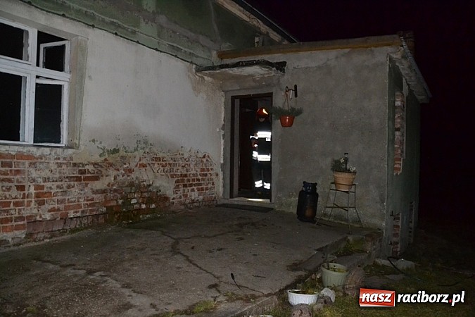Zdjęcie w galerii na portalu naszraciborz.pl: Coś eksplodowało w piecu! Pożar budynku w Jankowicach wiadomości z regionu