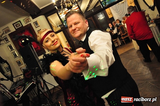 Zdjęcie w galerii na portalu naszraciborz.pl: Karnawałowe party w wojnowickim pałacu wiadomości z regionu