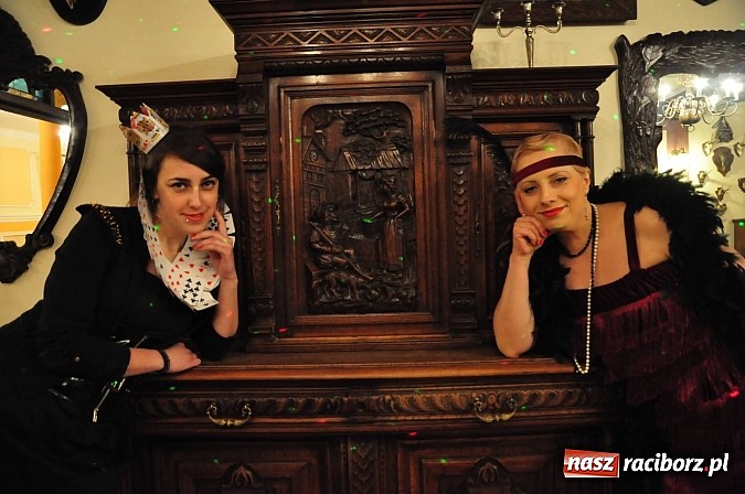 Zdjęcie w galerii na portalu naszraciborz.pl: Karnawałowe party w wojnowickim pałacu wiadomości z regionu