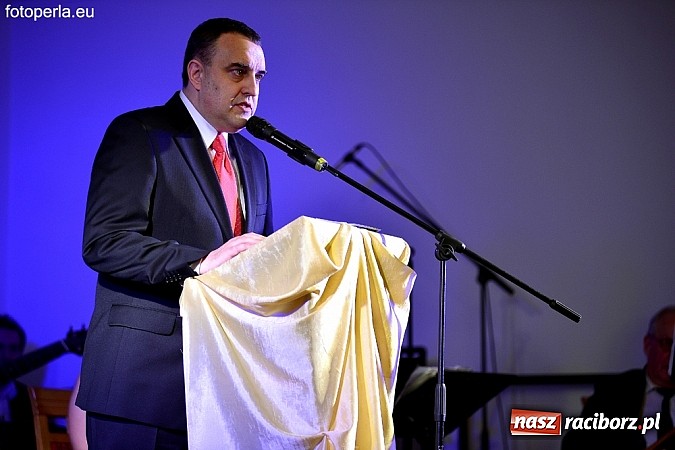 Zdjęcie w galerii na portalu naszraciborz.pl: Gala Biznesu w Pietrowicach Wielkich 2014 - reportaż telewizyjny wiadomości z regionu