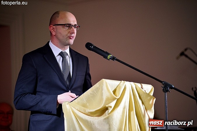 Zdjęcie w galerii na portalu naszraciborz.pl: Gala Biznesu w Pietrowicach Wielkich 2014 - reportaż telewizyjny wiadomości z regionu