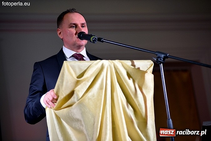 Zdjęcie w galerii na portalu naszraciborz.pl: Gala Biznesu w Pietrowicach Wielkich 2014 - reportaż telewizyjny wiadomości z regionu