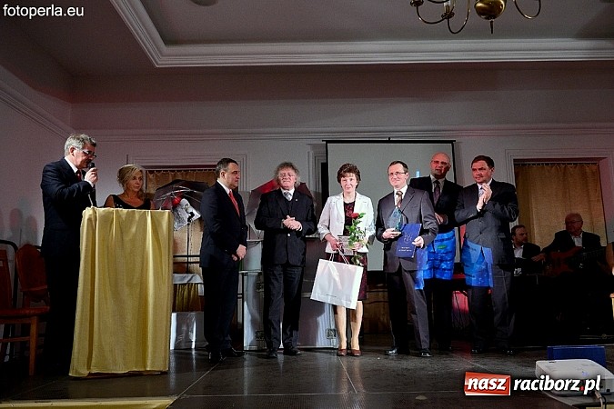 Zdjęcie w galerii na portalu naszraciborz.pl: Gala Biznesu w Pietrowicach Wielkich 2014 - reportaż telewizyjny wiadomości z regionu