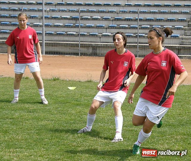 Zdjęcie w galerii na portalu naszraciborz.pl: Kobieca reprezentacja Polski trenowała w Raciborzu wiadomości z regionu