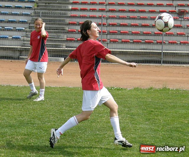 Zdjęcie w galerii na portalu naszraciborz.pl: Kobieca reprezentacja Polski trenowała w Raciborzu wiadomości z regionu