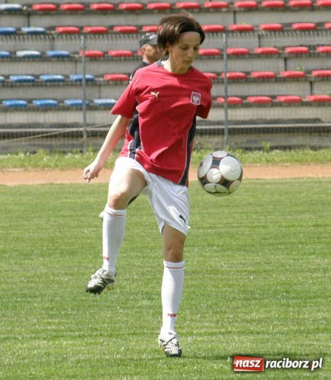 Zdjęcie w galerii na portalu naszraciborz.pl: Kobieca reprezentacja Polski trenowała w Raciborzu wiadomości z regionu