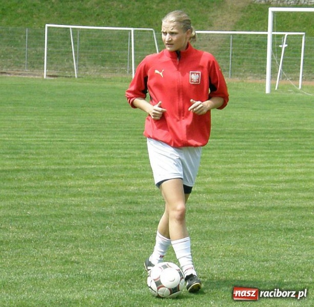 Zdjęcie w galerii na portalu naszraciborz.pl: Kobieca reprezentacja Polski trenowała w Raciborzu wiadomości z regionu