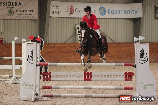 Zdjęcie w galerii na portalu naszraciborz.pl: Raciborskie amazonki wracają z Leszna z tarczą wiadomości z regionu