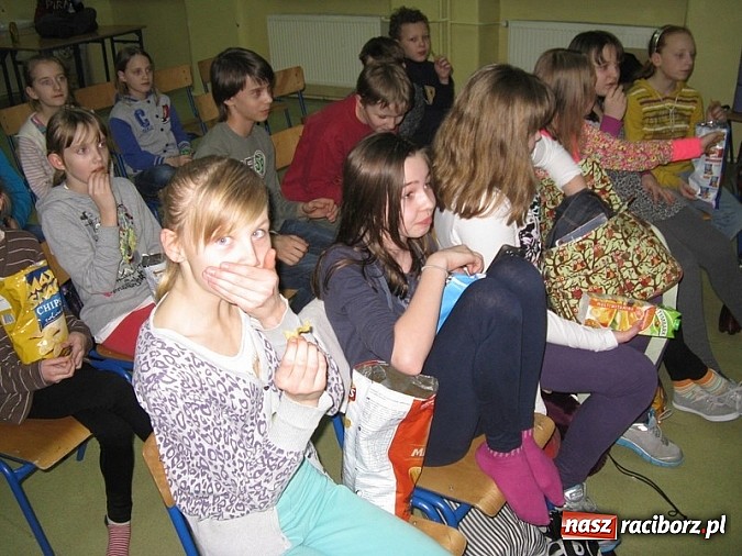 Zdjęcie w galerii na portalu naszraciborz.pl: Nocne marki z SP 4 wiadomości z regionu