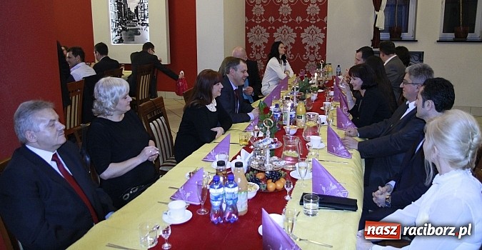 Zdjęcie w galerii na portalu naszraciborz.pl: Tak się bawi Unia Racibórz. Reportaż z zabawy karnawałowej wiadomości z regionu