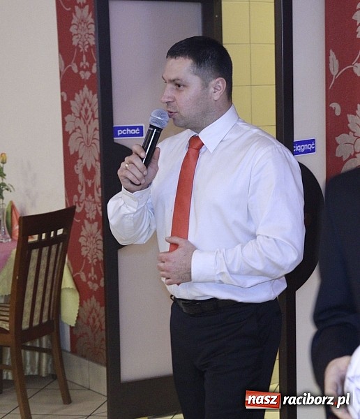 Zdjęcie w galerii na portalu naszraciborz.pl: Tak się bawi Unia Racibórz. Reportaż z zabawy karnawałowej wiadomości z regionu