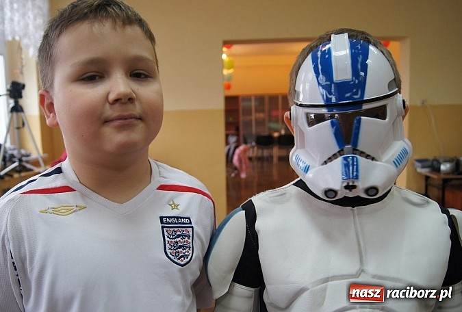 Zdjęcie w galerii na portalu naszraciborz.pl: Kowboje i królewny na balu w Ciechowicach wiadomości z regionu