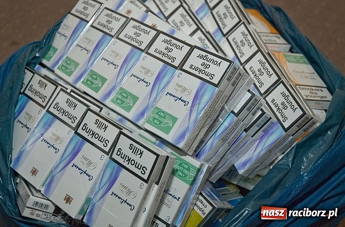 Zdjęcie w galerii na portalu naszraciborz.pl: 5 cudzoziemców oraz kolejne nielegalne papierosy w rękach SG wiadomości z regionu