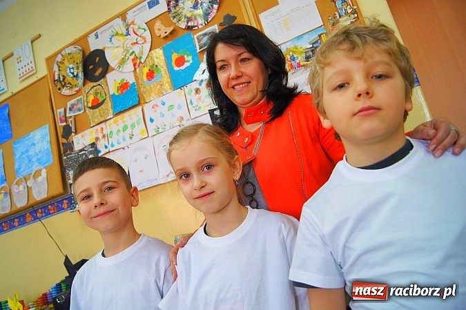 Zdjęcie w galerii na portalu naszraciborz.pl: W Babicach dbają o rozwój artystyczny dzieci wiadomości z regionu