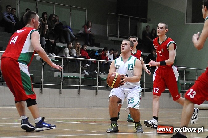 Zdjęcie w galerii na portalu naszraciborz.pl: Znakomita passa podtrzymana. Kolejne zwycięstwo juniorów RKK wiadomości z regionu