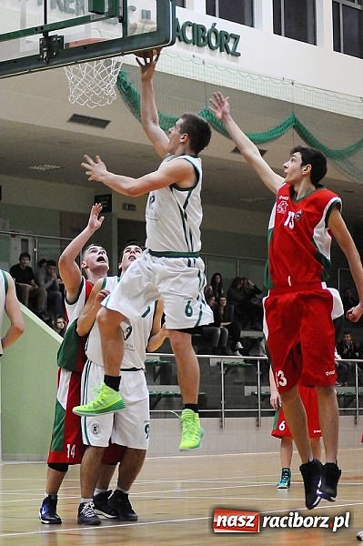 Zdjęcie w galerii na portalu naszraciborz.pl: Znakomita passa podtrzymana. Kolejne zwycięstwo juniorów RKK wiadomości z regionu